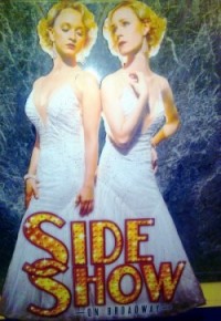 Side Show on Broadway: Daisy (Emily Padgett) and Violet (Erin Davie) Hilton